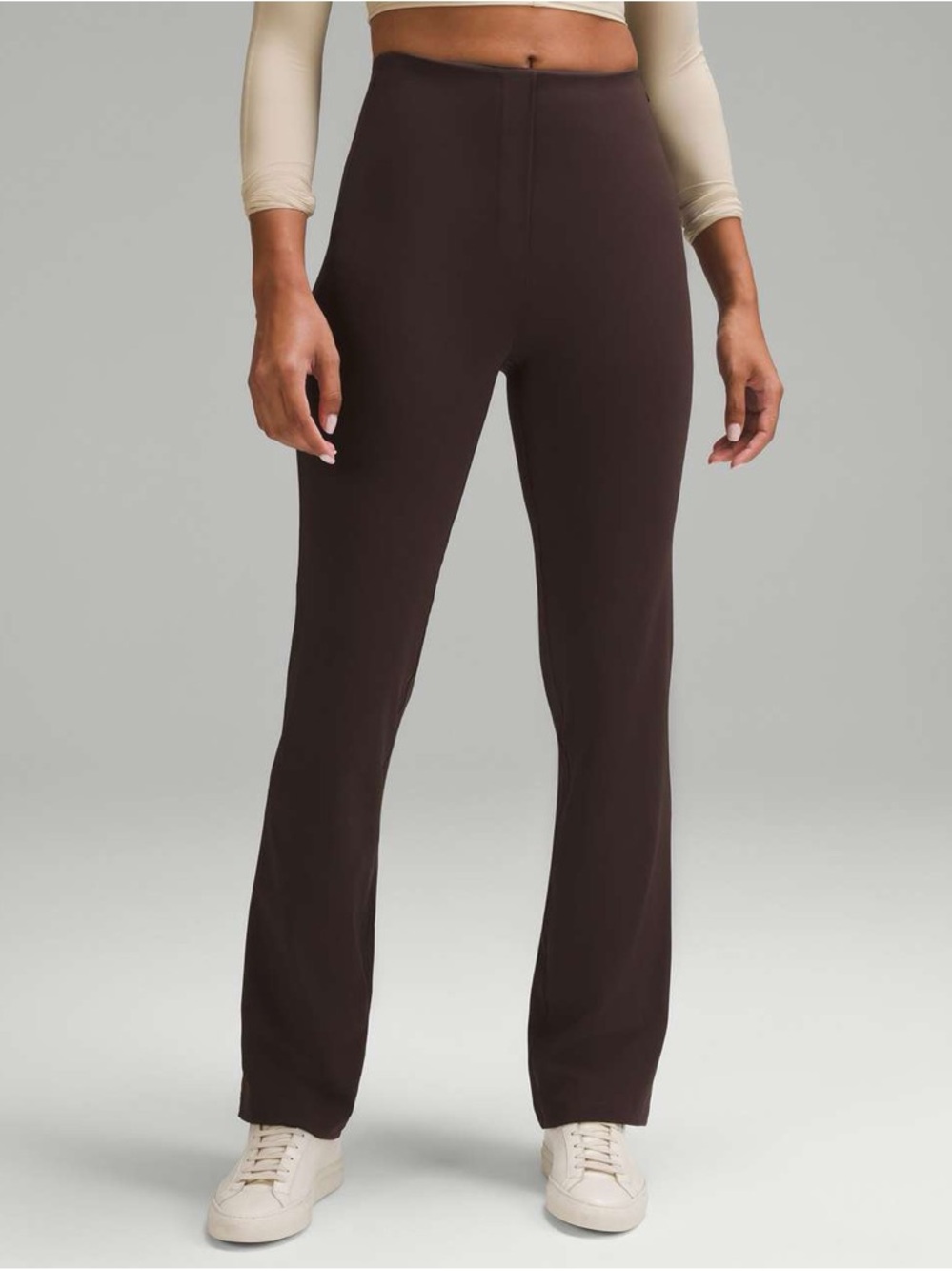 Lululemon Smooth Fit Pull-On High-Rise Pant *Regular
Espresso